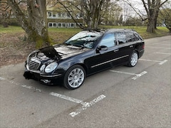 Bild des Angebotes Mercedes-Benz E 280 E 280 T CDI  Avantgarde Sportpaket