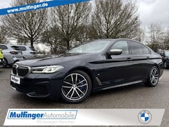 Bild des Angebotes BMW M550 i xDrive Sportpaket Bluetooth HUD Navi LED PDC