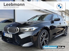 Bild des Angebotes BMW 330 e Touring M-Sportpaket AHK/HUD/360/ACC/AdaLED