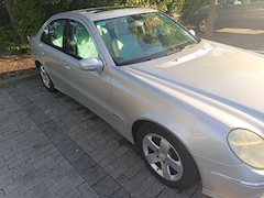 Bild des Angebotes Mercedes-Benz E 240 E 240 4Matic Avantgarde