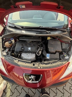 Bild des Angebotes Peugeot 207 120 Automatik Sport