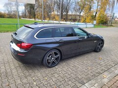 Bild des Angebotes BMW 525 5er Touring Diesel 525d xDrive Touring Aut.
