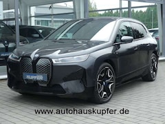 Bild des Angebotes BMW iX M60 Sportpak.AHK°22-LASER°PANO°Massag°Bowers