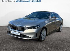 Bild des Angebotes BMW 530 e Aut., Panorama, 360° Kamera, HuD, DrivAssPro