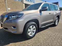 Bild des Angebotes Toyota Land Cruiser Land Cruiser 2.8 D-4D Automatik Executive