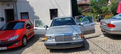 Bild des Angebotes Mercedes-Benz E 300 24V