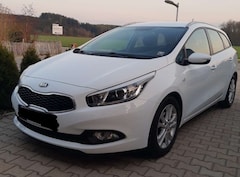 Bild des Angebotes Kia Ceed / cee'd Ceed 1.6 CRDi 90 Vision