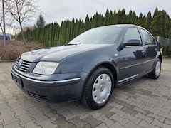 Bild des Angebotes VW Bora 1.6 Lim. 4-trg. Klima el.FH ZV ESP TÜV 2026