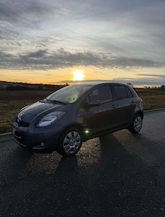 Bild des Angebotes Toyota Yaris 1.3 VVT-i Multi Mode Executive