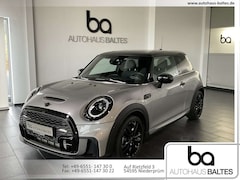 Bild des Angebotes MINI Cooper S Cooper S JCW Trim Nav/Park/Komf/Kam/Black/Multi