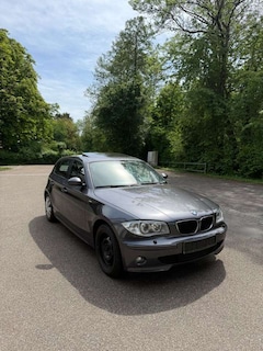 Bild des Angebotes BMW 120 1 Limousine 120i/Xenon/SZH/Schiebedach/Leder