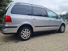 Bild des Angebotes VW Sharan TDI, 7 Sitze, Tüv Neu, Ahk, Navi, Tempomat, Alu