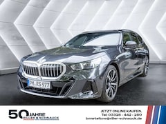 Bild des Angebotes BMW 520 i Touring M-Sport 360°+H/K+HUD+NAVI+KEYLES