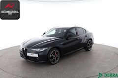Bild des Angebotes Alfa Romeo Giulia 2.0 TURBO Q4 VELOCE KEYLESSGO,ACC,KAMERA
