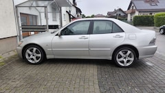 Bild des Angebotes Lexus IS 200 Limited 1Hand Rentnerfahrzeug geb.1935 Wie Neu!!!