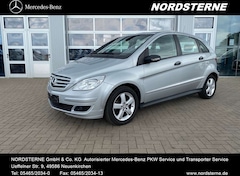 Bild des Angebotes Mercedes-Benz B 150 B 150 Sports Tourer AUTOMATIK+NAVIGATION+AHK+SHZ