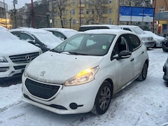Bild des Angebotes Peugeot 208 Access 5-TÜRER *KLIMA+1.HAND+EURO5* 2013