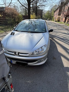 Bild des Angebotes Peugeot 206 CC 110 Sport