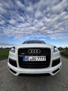 Audi Q7 3.0 TDI DPF quattro tiptronic