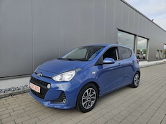 Bild des Angebotes Hyundai i10 blue/Scheckheftgepflegt/Navi/Lenkradheizung/klima/