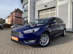 Ford Focus Turnier 1.5Titanium Xenon+Navi+Winterpaket