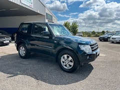 Bild des Angebotes Mitsubishi Pajero 3.2 DI-D Invite/2.Hand