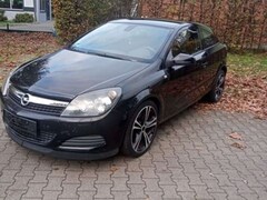 Bild des Angebotes Opel Astra GTC 1.4 Innovation 110 Jahre
