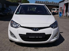 Bild des Angebotes Hyundai i20 Classic Klima BT Tagfahrlicht ZV ABS