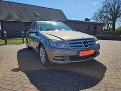 Bild des Angebotes Mercedes-Benz C 200 C 200 CGI Automatik BlueEFFICIENCY Avantgarde