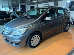 Bild des Angebotes Mercedes-Benz B 170 /Autom./49TKM/2.Hd/Klima/PDC/Allwetter