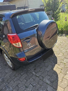 Bild des Angebotes Toyota RAV 4 2.2 D-CAT 4x4 Executive