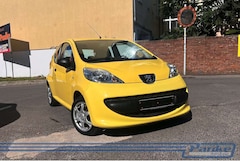 Bild des Angebotes Peugeot 107 Petit Filou 3trg.*Radio/CD*AUX*LM*AllSeason*