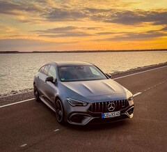 Bild des Angebotes Mercedes-Benz CLA 45 AMG S 4Matic+ Shooting B Speedsh 8G-D
