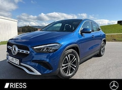 Bild des Angebotes Mercedes-Benz GLA 180 LED LICHT+AHK+TOTWINKEL+KAMERA+NAVI PREM