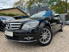 Bild des Angebotes Mercedes-Benz C 180 T AVANTGARDE Schiebedach*SitzHz*Navi*Tempo