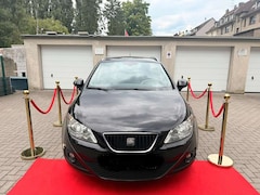 Bild des Angebotes SEAT Ibiza ST Sport/Klimatronic/AHK/Alufelgen 16/Tüv