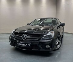 Bild des Angebotes Mercedes-Benz SL 63 AMG SL63 AMG *PERF.PACKAGE*CARBON*2.HD*DEUTSCH*