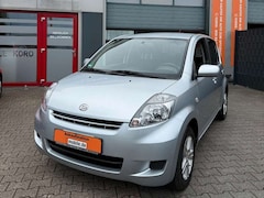 Bild des Angebotes Daihatsu Sirion 1.0 CooLine/Navi/Rückfahrkamera