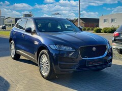 Bild des Angebotes Jaguar F-Pace Pure AWD SHZ TEMPOMAT 1. Hand Scheckheft