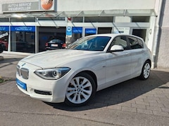 Bild des Angebotes BMW 118 i Lim. /Automatik/Navi Proff/Bi-Xenon/Memory/