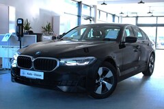Bild des Angebotes BMW 520 d (G30) *LED*PDC*Kamera*Navi*HeadUp*SHZ