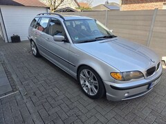 Bild des Angebotes BMW 325 325i touring