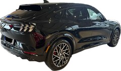 Bild des Angebotes Ford Mustang Mach-E AWD GT Panoramadach, Tempomat - Steuerbefreit 2031
