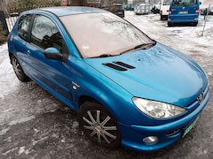 Bild des Angebotes Peugeot 206 Tendance-Klima-Allwettereifen
