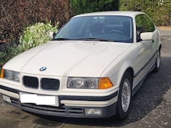 Bild des Angebotes BMW 325 325i