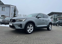Bild des Angebotes Volvo XC40 Core *LED Navi el. Heck KeyLess DAB Kamera*