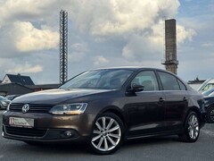 Bild des Angebotes VW Jetta VI Highline/SHZ/NAVI/EURO 5