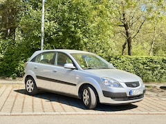 Kia Rio 1.4 Attract