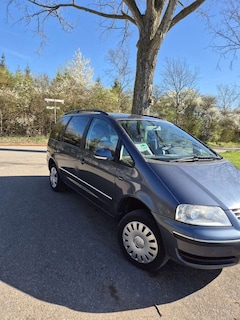 Bild des Angebotes VW Sharan 1.9 TDI Family