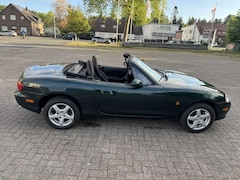 Bild des Angebotes Mazda MX-5 1.6i, HU/AU 04.2027 Cabrio